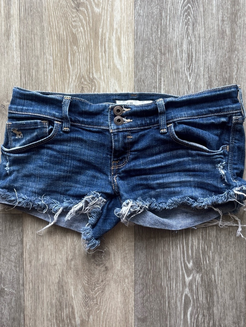 Abercrombie & Fitch Kids Ultra Low Rise Distressed Cut Off Jean Shorts Size 16